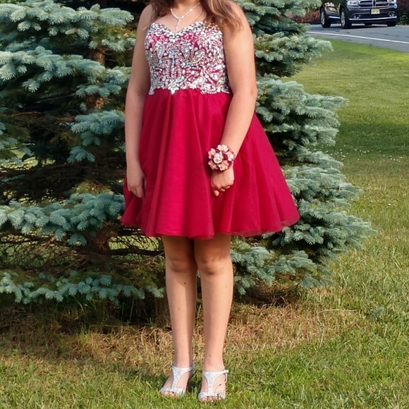 Formal Dress - Picture 4 of 4